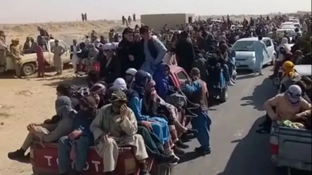 پس از تسلط طالبان در افغانستان موج پناهجویان از این کشور به نحو بیسابقهای افزایش یافته است