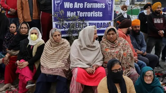 خواتین مظاہرین