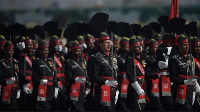 পাকিস্তানের রাজনীতিতে বড় ভূমিকা রয়েছে দেশটির সেনাবাহিনীর