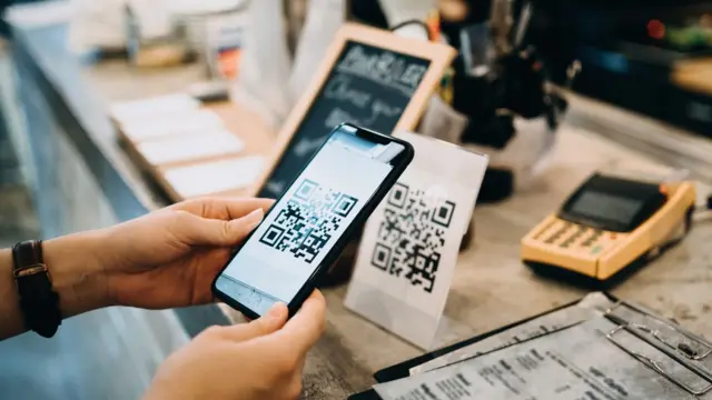 வாட்சாப் பே