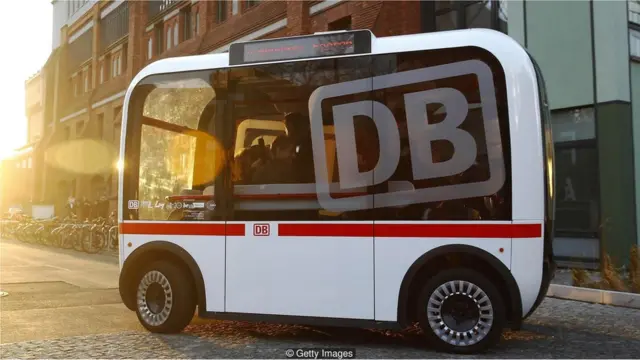 ônibus público autônomo