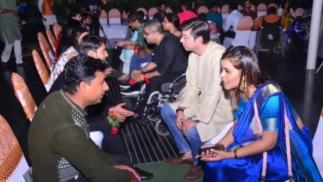 इनक्लोव्ह, विकलांगता