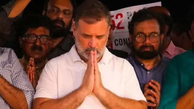 எதிர்க்கட்சி எம்.பி.க்களுடன் காந்தி சமாதிக்குச் செல்லும் ராகுல் காந்தி - என்ன நடக்கிறது?