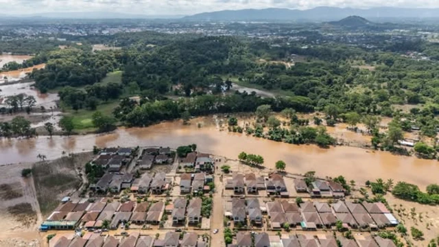 မြန်မာကနေ ထိုင်းဘက်စီးဆင်းတဲ့ နမ့်ခုတ်မြစ်ရေ (ပုံဟောင်း)