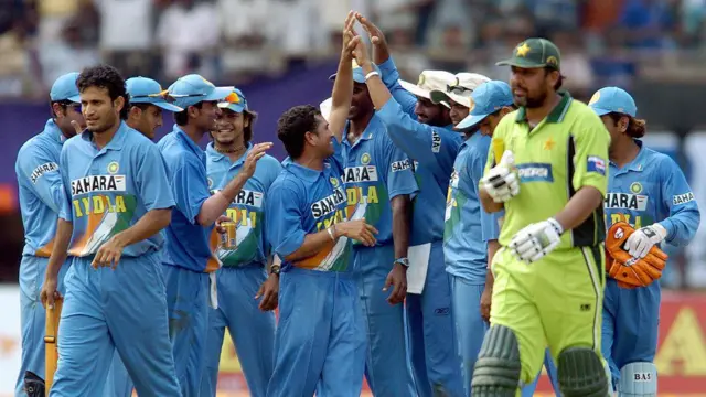 క్రికెట్ 