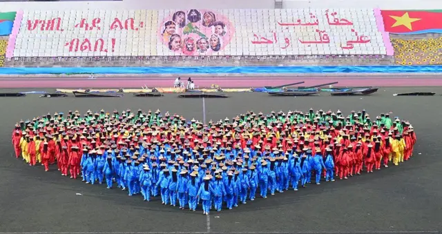ምስሊ ባንዴራ ኤርትራ ዝገበሩ መንእሰያት ቅርጺ ልቢ እናሰርሑ
