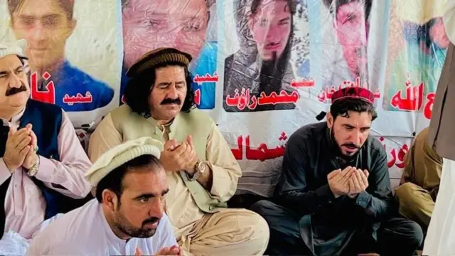 پرلت پر مهال