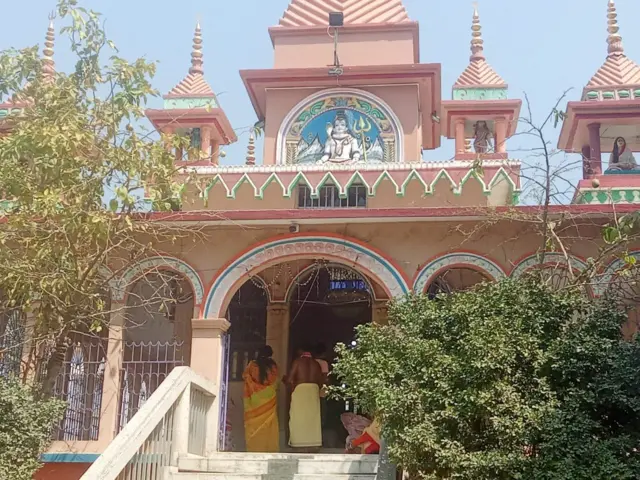 গীধগ্রামের গীধেশ্বর মন্দির