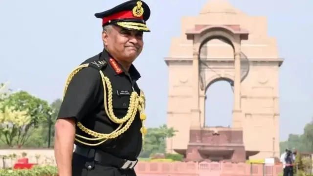 • ਅਪ੍ਰੈਲ 2020 ਵਿੱਚ ਸ਼ੁਰੂ ਹੋਏ ਤਾਜ਼ੇ ਵਿਵਾਦ ਵਿੱਚ ਚੀਨ ਨੇ ਵਿਵਾਦਤ ਸਰਹੱਦ ਦੇ ਪੂਰਬੀ ਲੱਦਾਖ ਵਿੱਚ ਫ਼ੌਜੀ ਮੋਰਚਾਬੰਦੀ ਕੀਤੀ