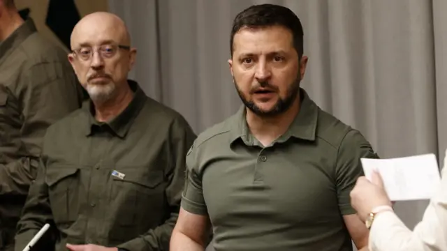 Reznikov na Zelensky bakoranye cyane mu gushakira Ukraine intwaro ku nshuti zayo