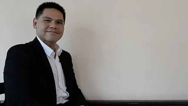 นายวราวุธ ศิลปอาชา รัฐมนตรีว่าการกระทรวงทรัพยากรธรรมชาติและสิ่งแวดล้อม