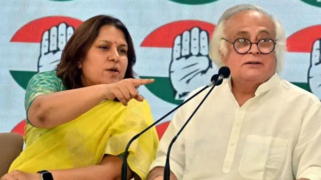 काँग्रेसच्या सुप्रिया श्रीनेट आणि जयराम रमेश