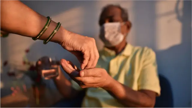 కరోనావైరస్‌పై వృద్ధుల విజయం