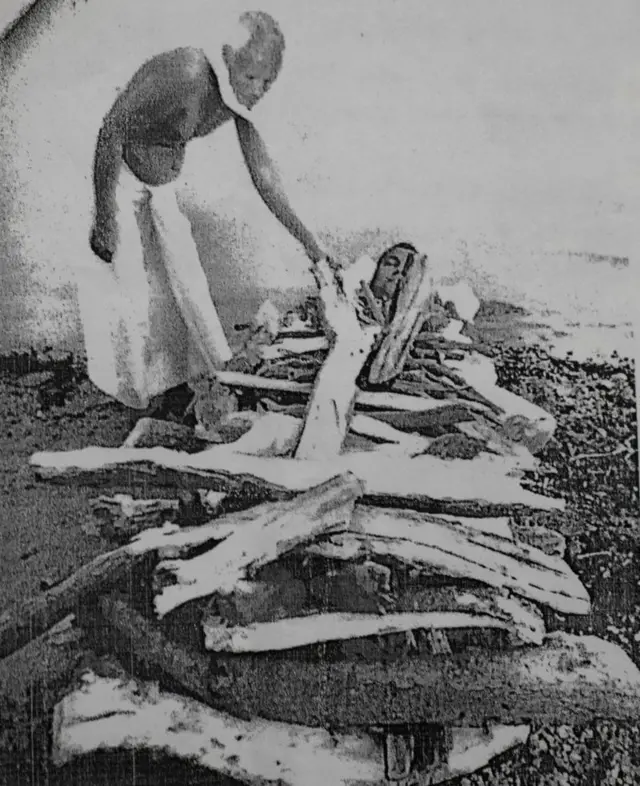 Reeffa gubuuf yeroo qoraan irra naqu