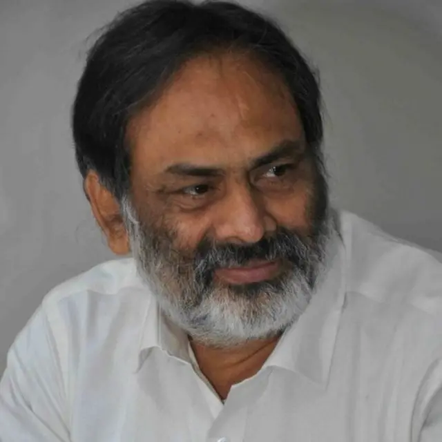 பேராசிரியர் எஸ்.எம்.அக்தர்