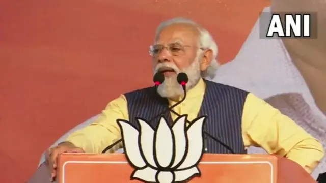 नरेंद्र मोदी