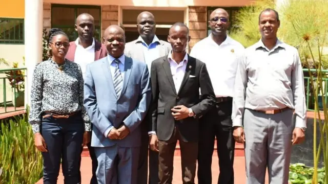 Kikosi Cha vijana wa NaiTech pamoja na Kaimu Mkuu was Chuo hicho Technologia Cha Meru