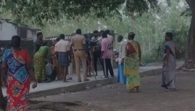  சாதி, சமூகம், திருமணம், காதல், பெண்கள்
