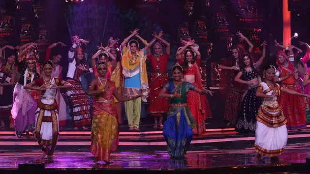 अनुकृति वास