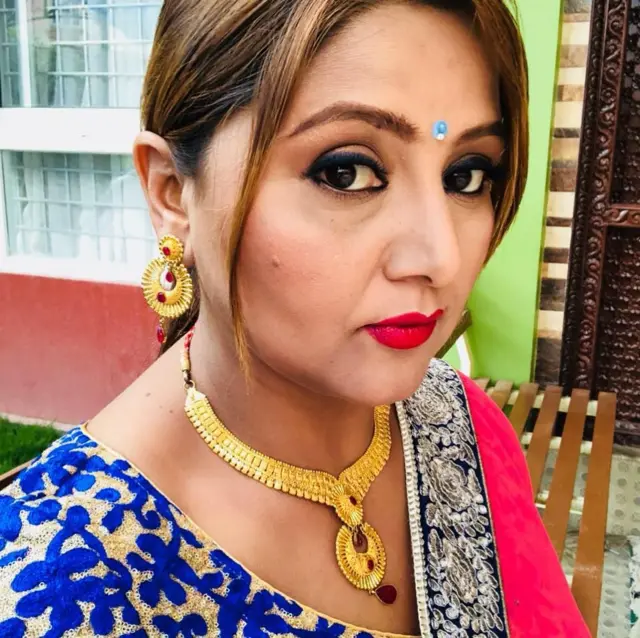 राम्रो कमाइ गरेको पछिल्लो फिल्ममध्येको एक 'छक्कापन्जा ५' की निर्माता र त्यसमा प्रमुख भूमिकामा अभिनयसमेत गरेकी दीपाश्री निरौला राम्रो फिल्मलाई सबैले साथ दिने बताउँछिन् 