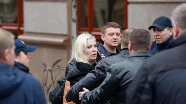 Марія Максакова на місці вбивства Дениса Вороненкова