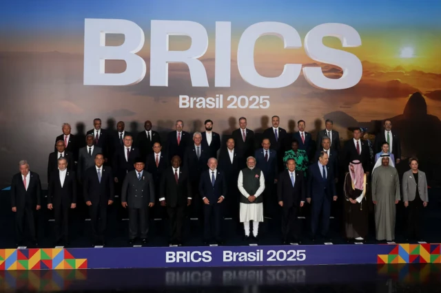 Các nhà lãnh đạo của nhóm BRICS chụp ảnh tại Hội nghị thượng đỉnh BRICS tại Rio de Janeiro, Brazil ngày 7/7/2025 Các nhà lãnh đạo của nhóm BRICS chụp ảnh tại Hội nghị thượng đỉnh BRICS tại Rio de Janeiro, Brazil ngày 7/7/2025