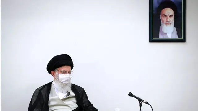 آیت الله خامنه ای گفته آنچه درباره تحریم آمریکا و بازگشت به برجام از سوی ایران گفته شده "سیاست قطعی" است