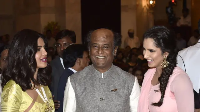 பிரியங்கா சோப்ரா, டென்னிஸ் வீராங்கனை சானியா மிர்சாவுடன் ரஜினி.