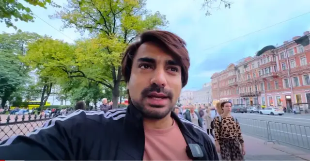 बाबा व्लॉग्स के फ़ैसल ख़ान