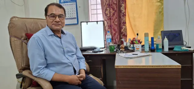 डा.सुवेषराज कायस्थ