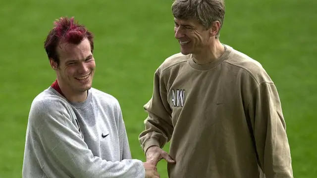 با حدود یک دهه بازی زیر نظر آرسن ونگر، لیونبرگ چهره‌ای آشنا برای هوادران آرسنال است