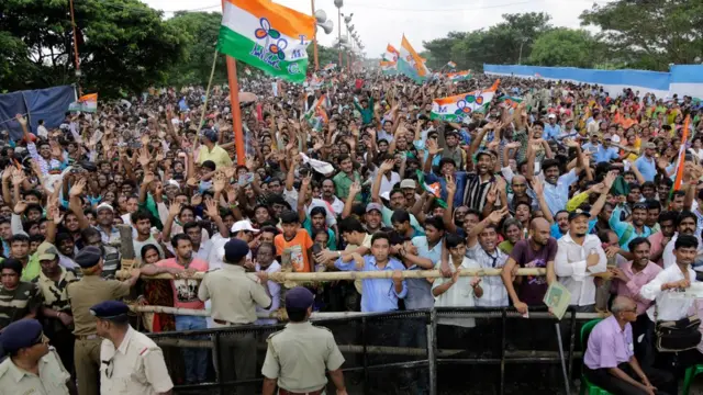 সিঙ্গুরে উৎফুল্ল মমতা সমর্থকরা