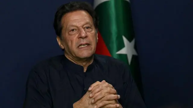 इमरान ख़ान 
