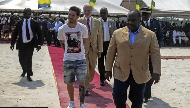 ሊዮኔል ሜሲ ጋቦንን ሲጎበኝ 