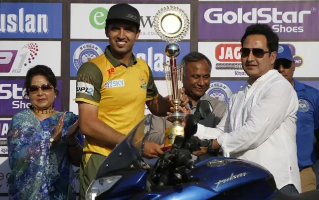 रोहन मुस्तफा 