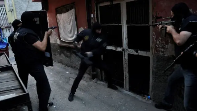 Adana'da IŞİD ile bağlantılı olduklarından şüphelenilen kişilere yönelik operasyon (3 Temmuz 2019)