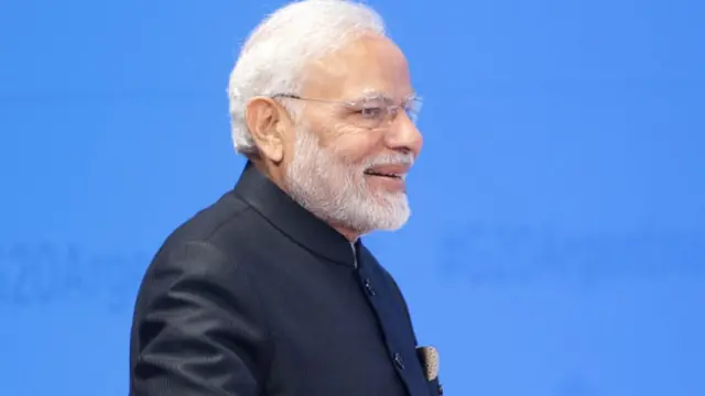 नरेंद्र मोदी