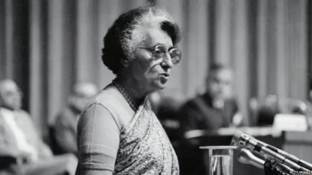 इंदिरा गांधी