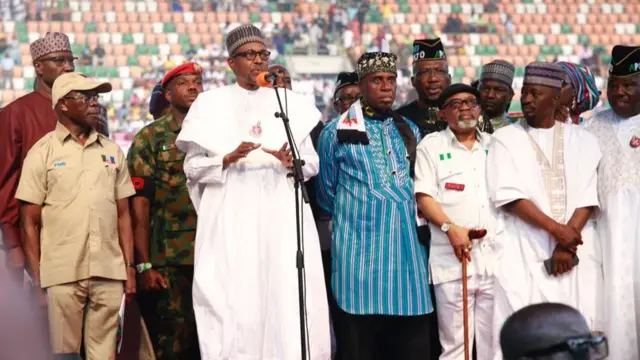 Muhammadu Buhari wit APC party chiefs dem