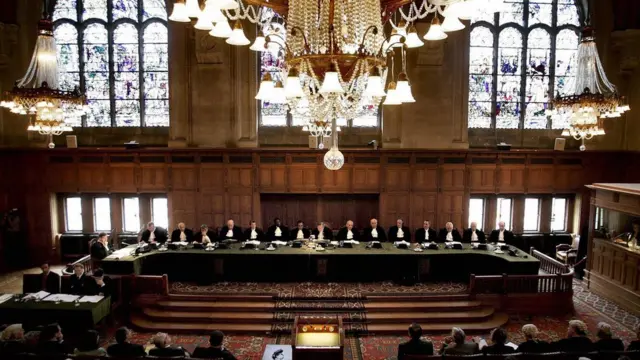 အိုင်စီဂျေတရားသူကြီးအဖွဲ့မှာ တရားသူကြီး ၁၅ ဦးရှိပြီး ဒုဥက္ကဋ္ဌက တရုတ်နိုင်ငံက တရားသူကြီး ရွှဲဟန်ချင်း ဖြစ်ပါတယ်။