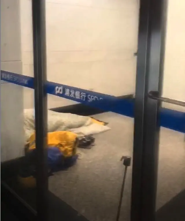 Inside a Shanghai ATM room