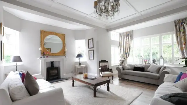 منزل فرانسيس وودهاوس من الداخل