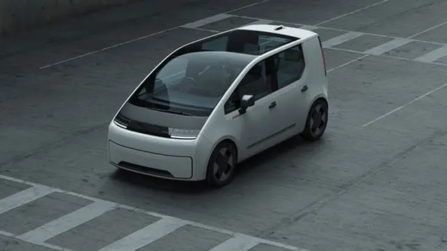 ماشین شرکت ارایوال با نظرسنجی از رانندگان تاکسی طراحی شده است