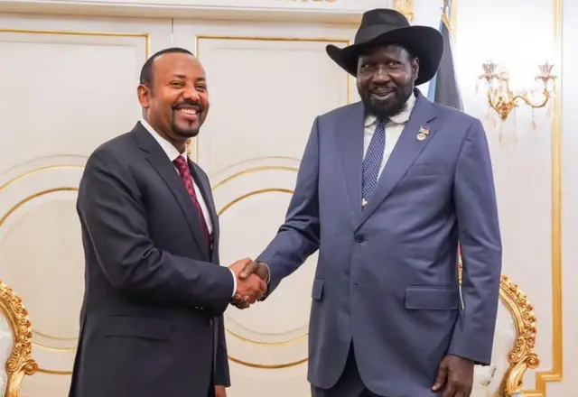 ኣብዪ ኣሕመድ ምስ ሳልቫ ኪር