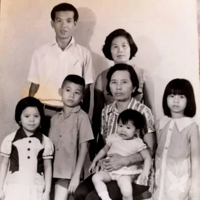 Soe Tjen Marching dan keluarganya