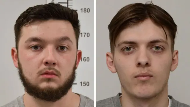 Zdjęcia policyjne Dylana Earla (po lewej) i Jake’a Reevesa (po prawej) obok siebie