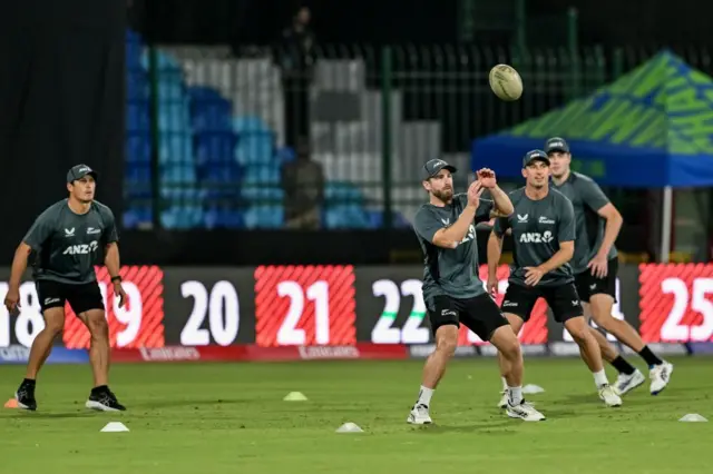 வலுவானபேட்டர்களை நம்பி களமிறங்குகிறது நியூசிலாந்து அணி