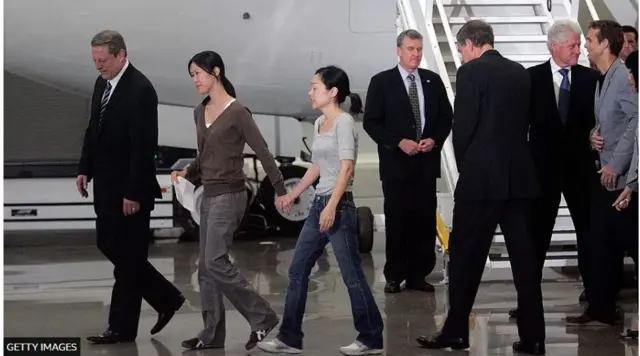 Eura Lee na Laura Ling