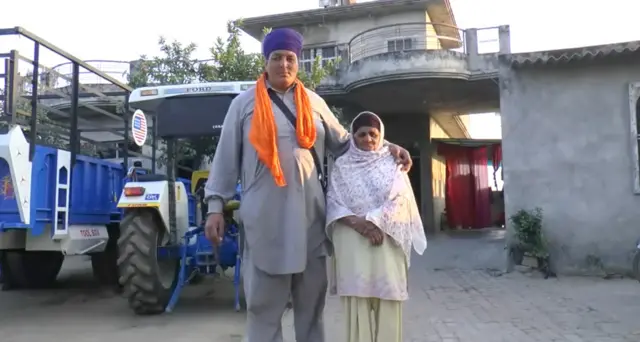 ਸੱਤ ਫੁੱਟ  ਦਾ ਜਵਾਨ