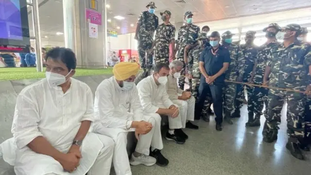 காங்கிரஸ்